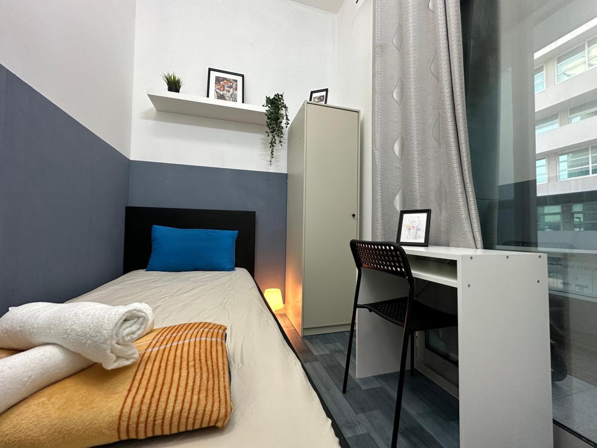 Homestay Partition 5 Mins To Mashreq Metro Dubai