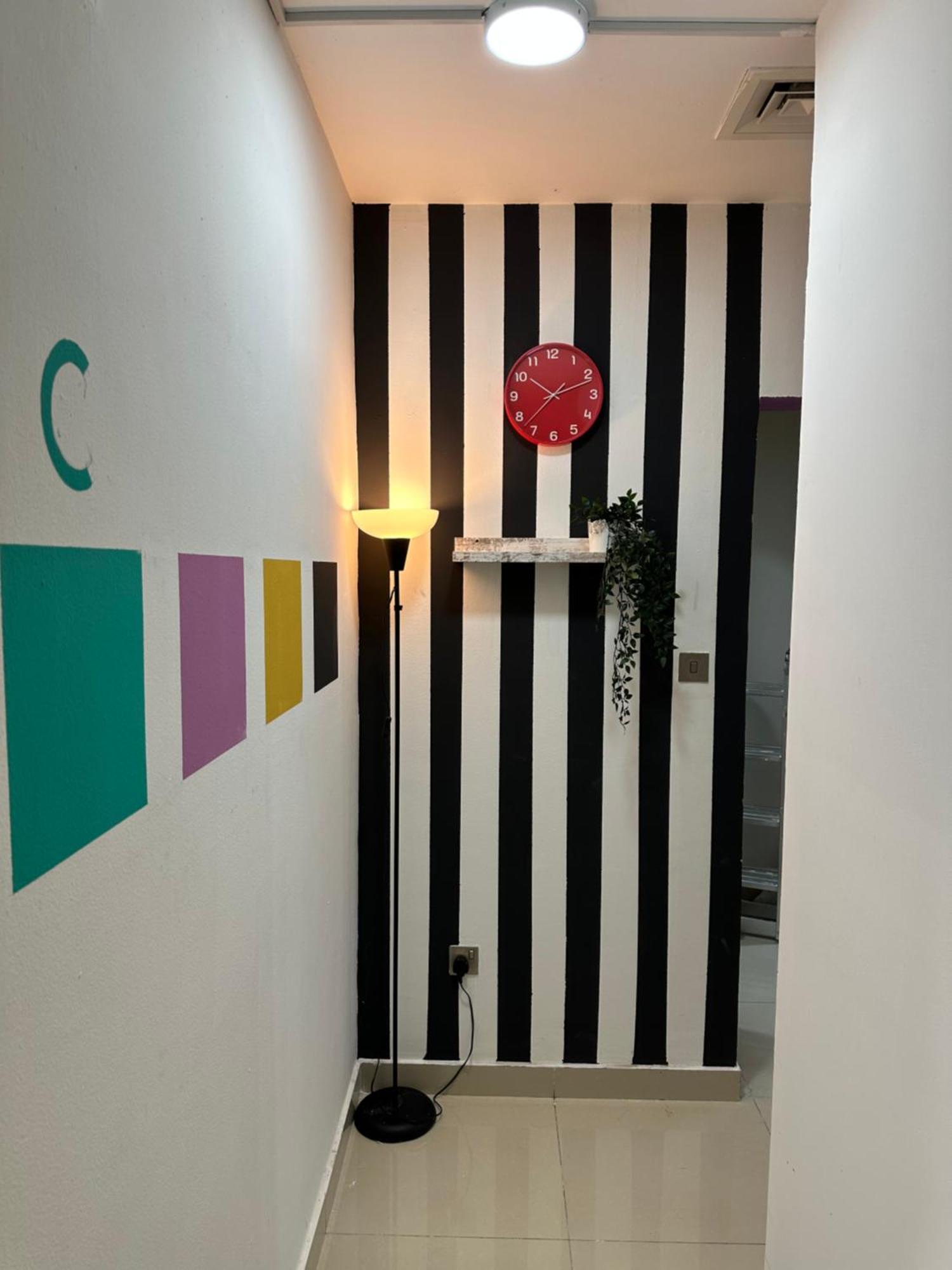 Partition 5 Mins To Mashreq Metro Dubai