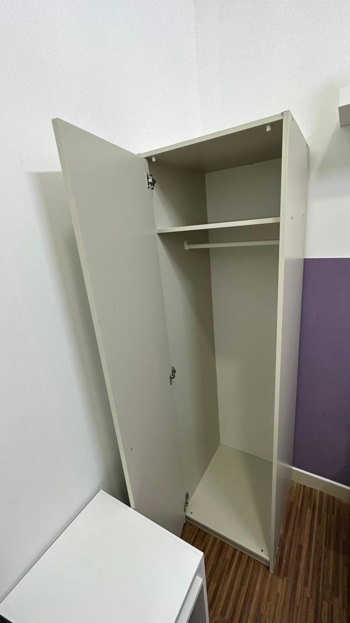 Homestay Partition 5 Mins To Mashreq Metro *